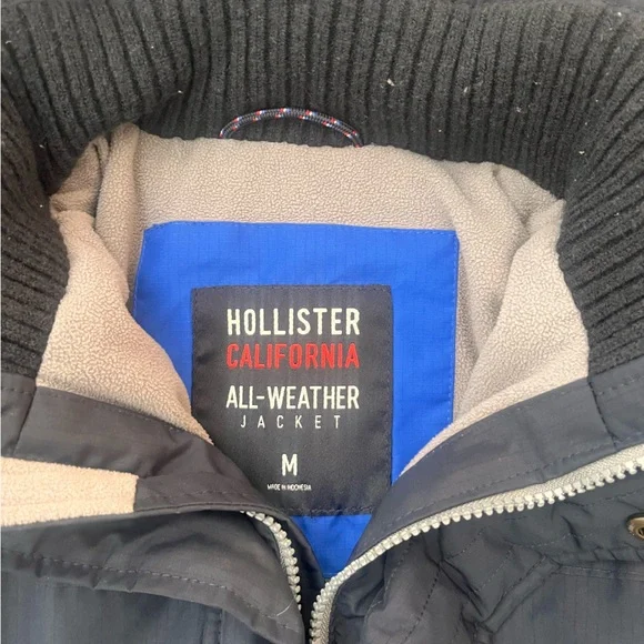 All-Weather Coat, Size Medium - Picture 5 of 7